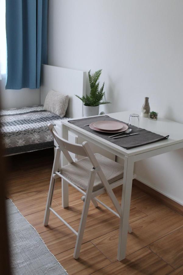 Altair Airport Apartman Vecsés Eksteriør bilde