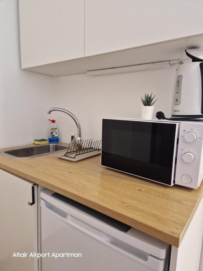 Altair Airport Apartman Vecsés Eksteriør bilde