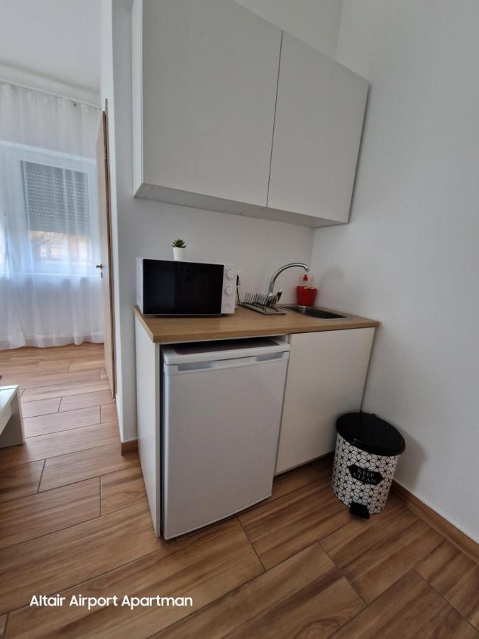 Altair Airport Apartman Vecsés Eksteriør bilde